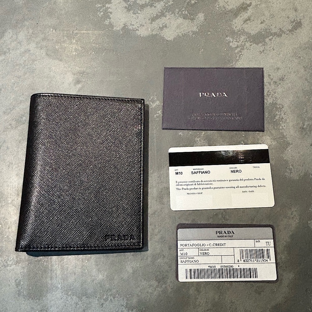 Prada Men's Saffiano Leather Wallet